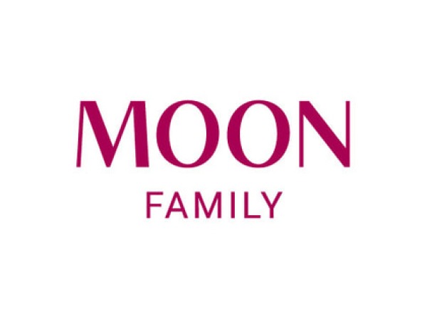 MOON FAMILY