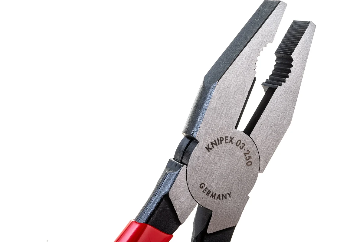 Комбинированные плоскогубцы KNIPEX KN-0301250