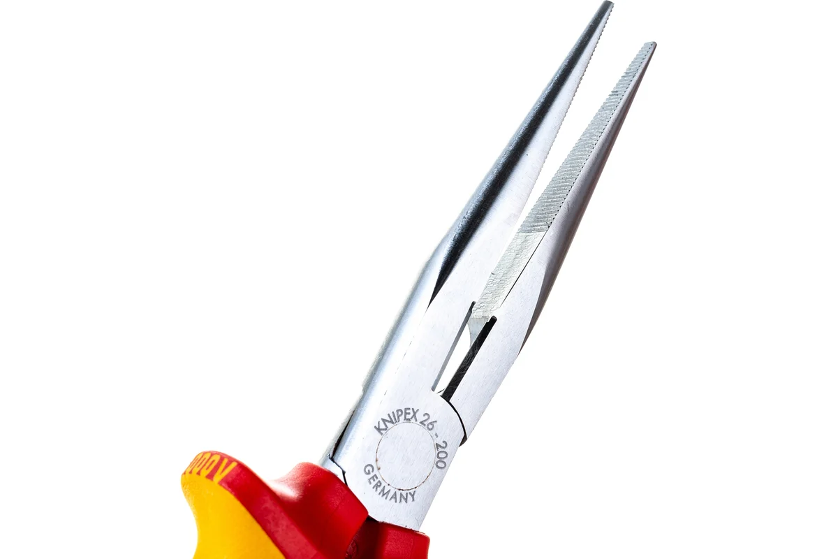 Длинногубцы с резцом KNIPEX KN-2616200