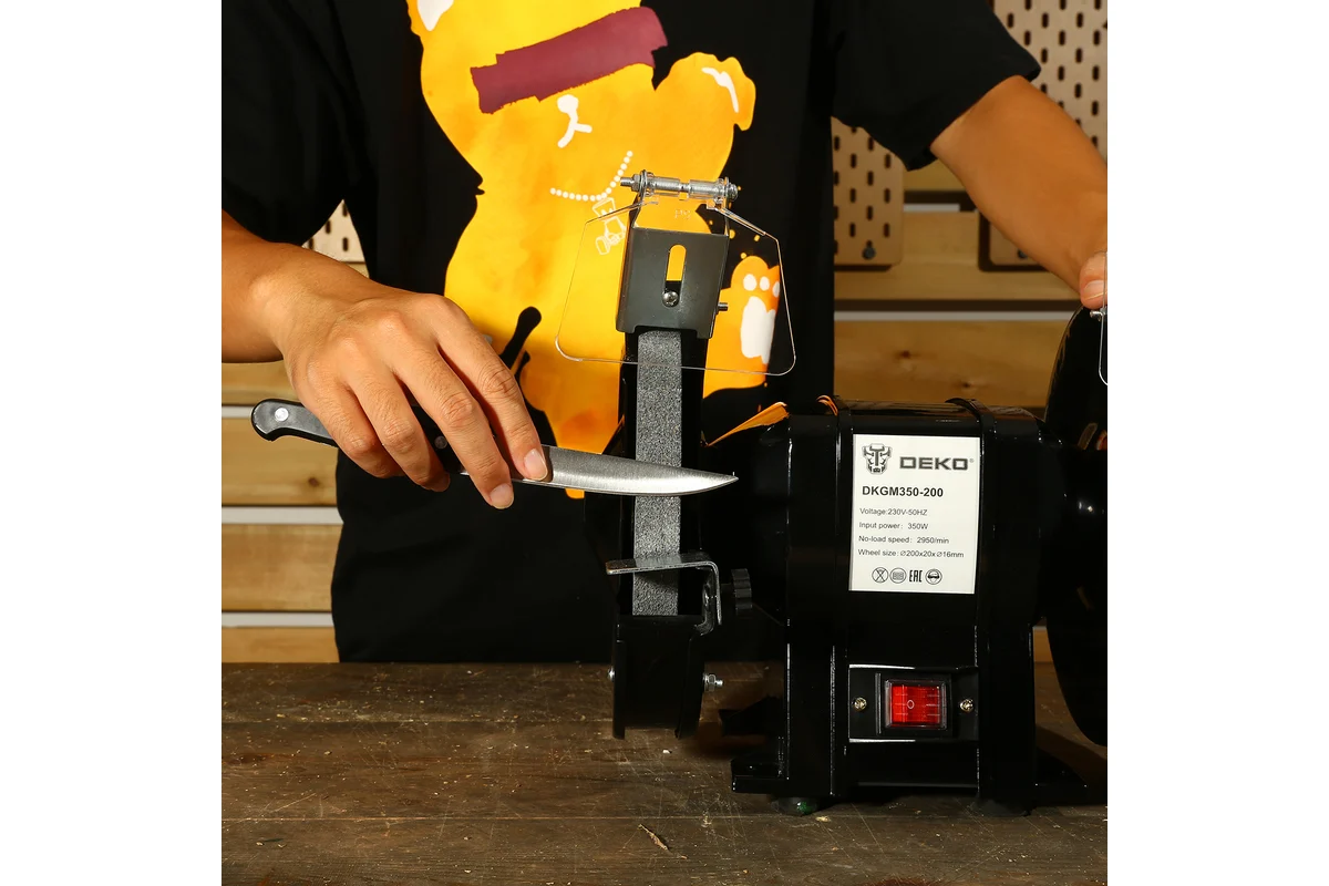 Заточной станок DEKO DKGM350-200 063-4213