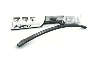 Плоская щетка стеклоочистителя VALEO First FB Multiconne 14" 350 мм 575780