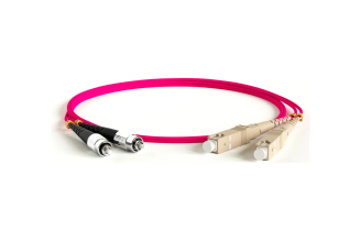 Волоконно-оптический патч-корд Hyperline 247744 FC-SC MM 50/125 OM4 дуплекс LSZH 30 м