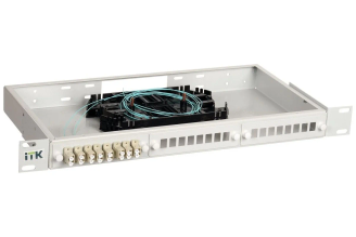 Укомплектованный оптический кросс ITK 1U LC duplex 8 портов OM3 FOBX24-1U-8LCUD03