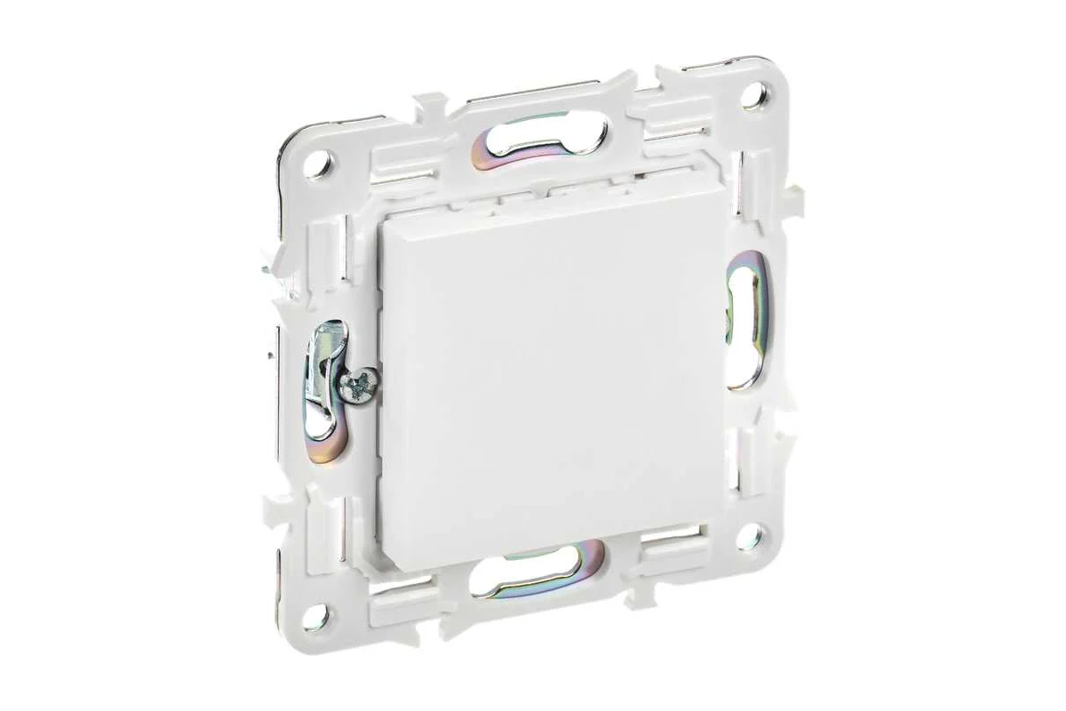 Заглушка с суппортом IEK SKANDY SK-C01W арк. белый SK-PL10-K01