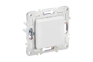 Выключатель 1-клавишный IEK SKANDY проходной 10А SK-V02W арктический белый SK-V12-0-10-K01