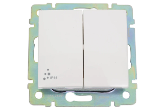 Двухклавишный проходной переключатель Legrand Valena IP44 белый 770098