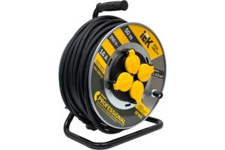 Катушка IEK УК50, с т/з, 4 места, 2Р+PЕ, 50м, КГ 3х2,5мм2, IP44, "Professional" WKP17-16-04-50-44